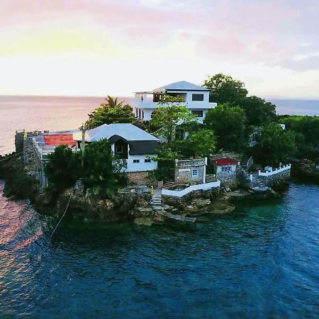 Utopia Island Resort Batangas Ngoại thất bức ảnh